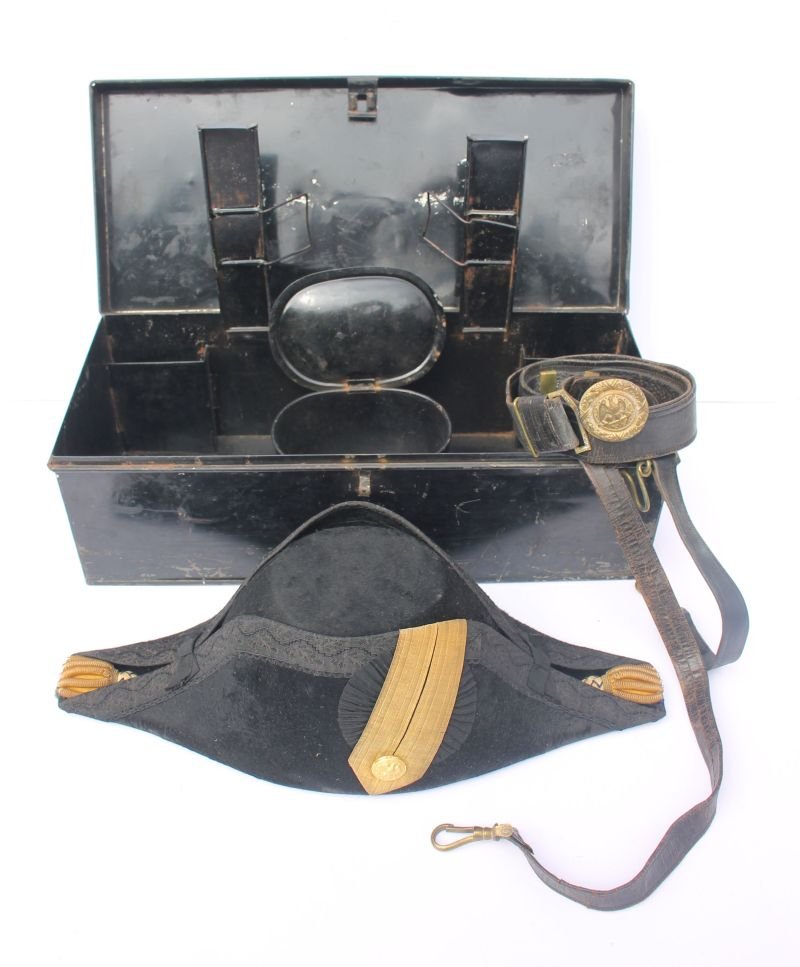 19thC US Navy Bicorne "Cocked" hat w metal case - The (1 of 9)