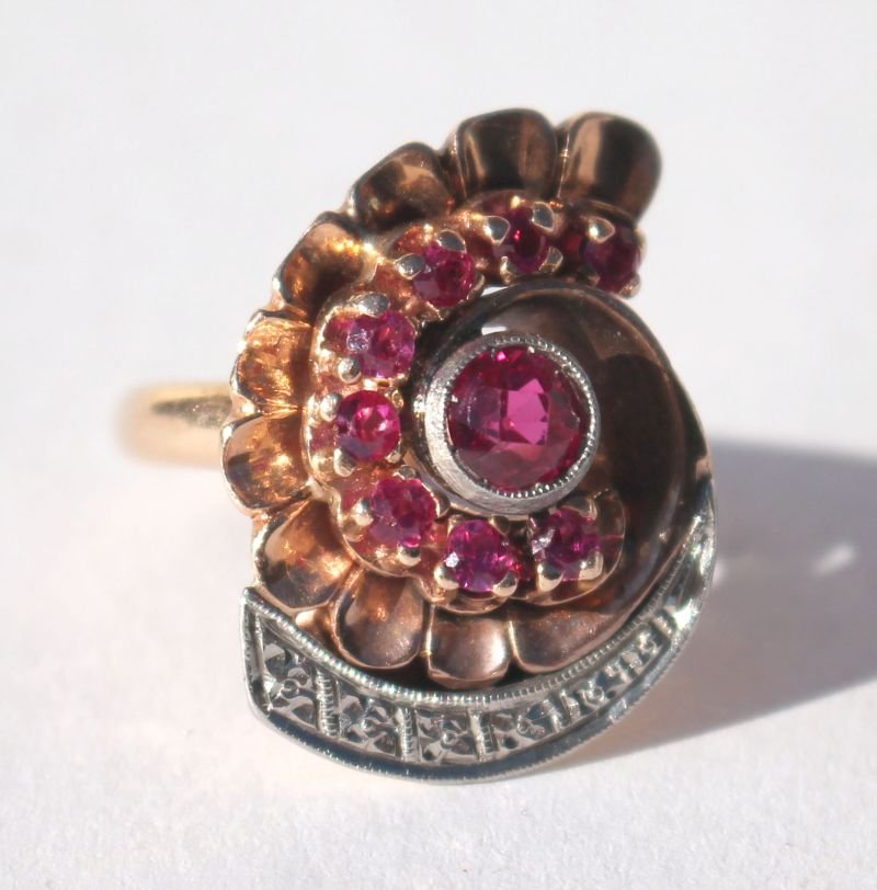 14k rose gold ring w rubies - weighs approx 12.3 grams (1 of 1)