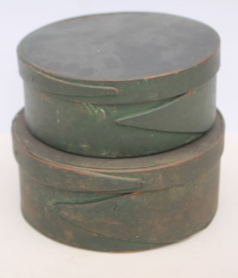 2 19thC finger lapped round pantry boxes in orig dark (1 of 3)