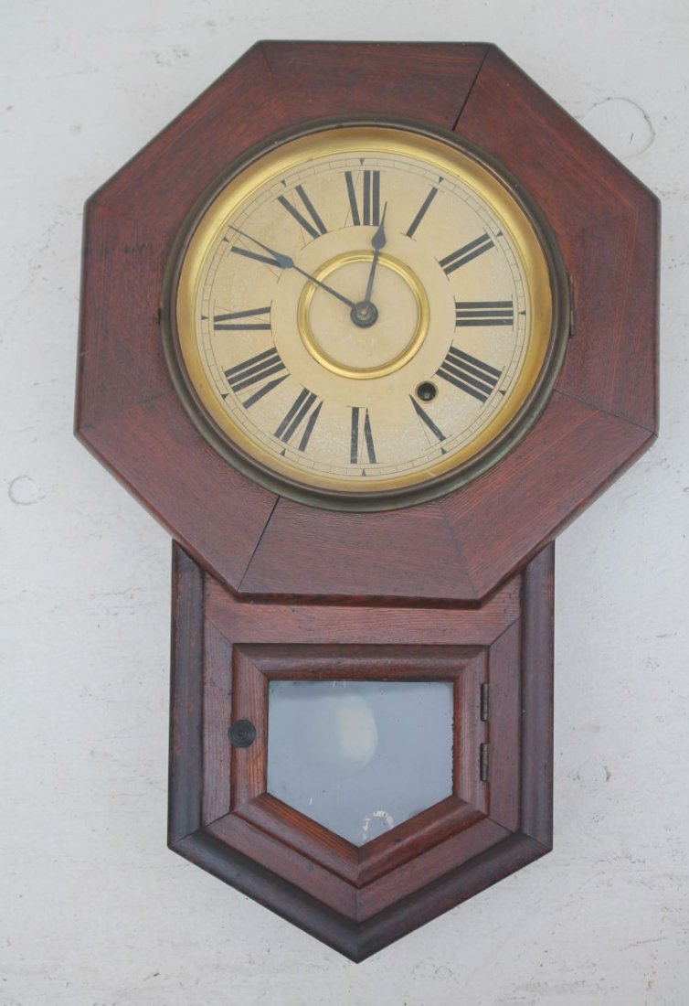 antique Ingraham short drop school house 8 day clock (1 of 2)