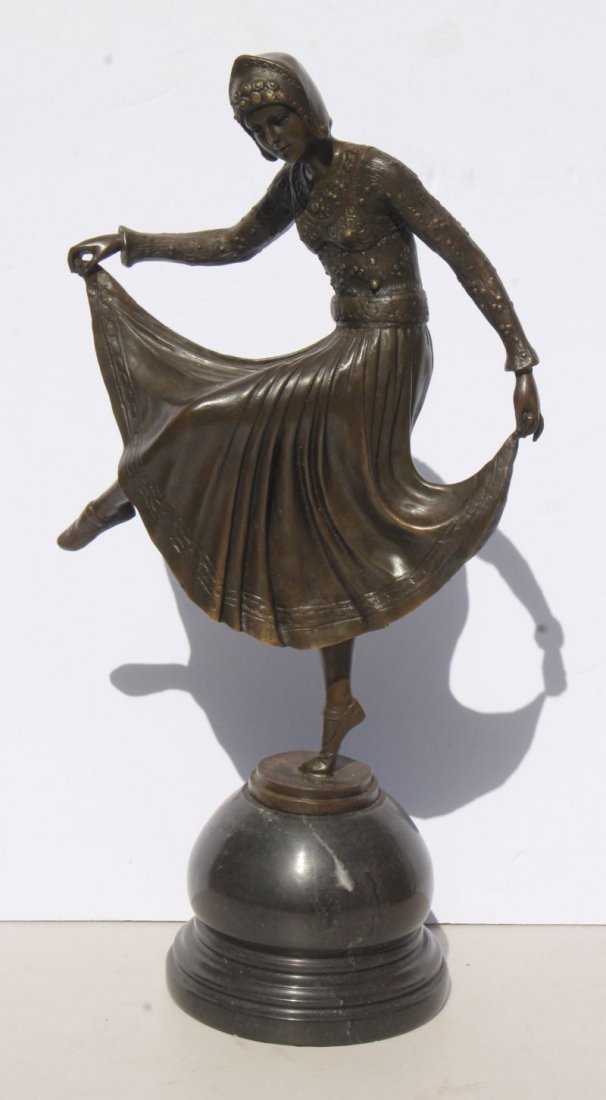 large bronze sculpture of an Art Deco lady - 18 1/2" (1 of 3)