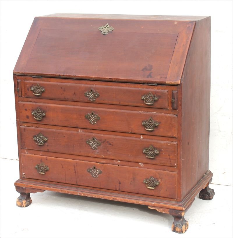 Period Chippendale ca 1785 carved walnut slant front (1 of 6)