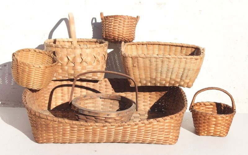 fine lot of 7 splint baskets - 6 w handles - largest (1 of 2)