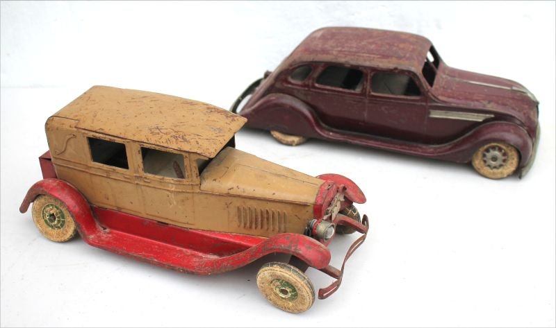 lot of two 1920's/30's Kingsbury antique toy vehicles w (1 of 4)
