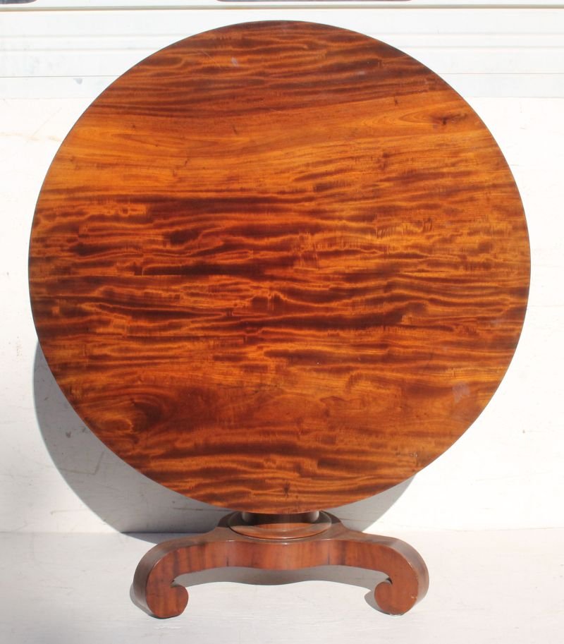 Great Period Empire 19thC 44" round mahog tilt top (1 of 2)