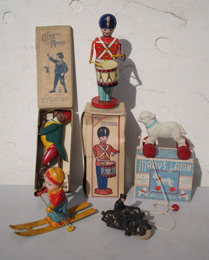 box lot of antique toys incl Chein mechanical drummer (1 of 6)