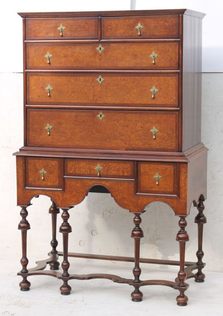 Fine form Wm & Mary period ca 1720 Boston burl walnut (1 of 6)