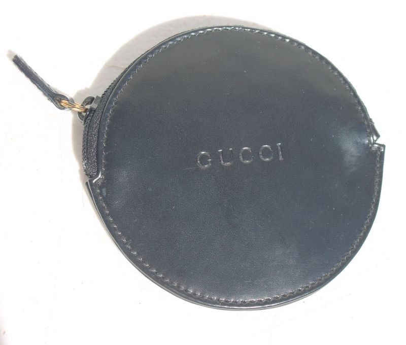 Fine Authentic Gucci black leather coin purse in orig (1 of 4)