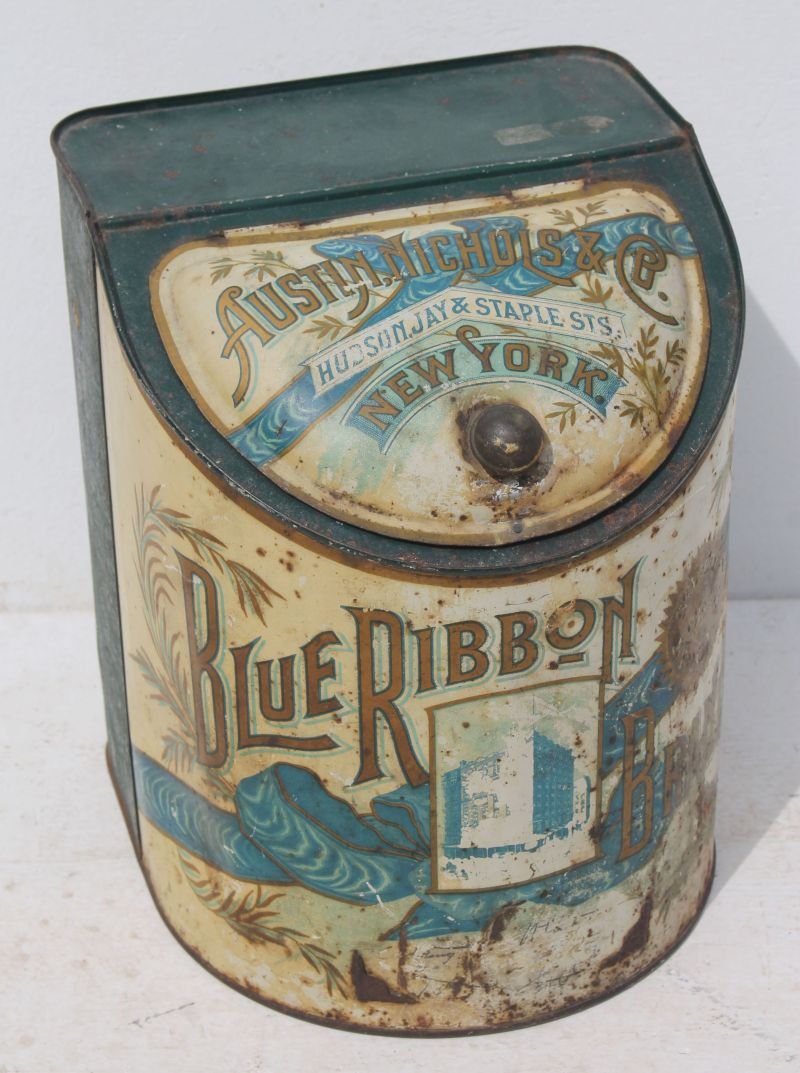 Austin, Nichols & Co NY "Blue Ribbon Brand" spice tin (1 of 3)