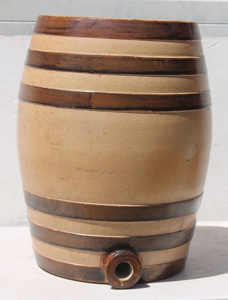 Very fine condition lg antique stoneware cooler w ptd (1 of 4)