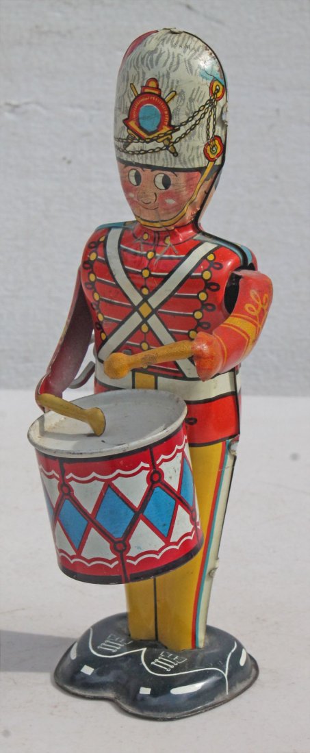 Marx "George The Drummer Boy" tin litho mechanical (1 of 3)