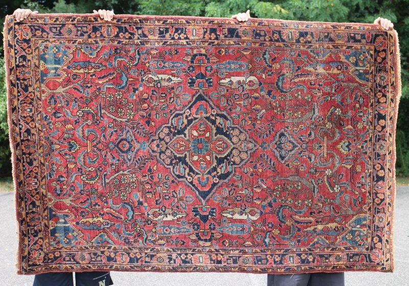 4'6"x6'9" antique Persian Sarouk lg Oriental area rug (1 of 1)