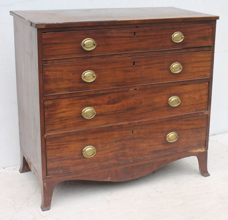 Period Hepplewhite ca 1790-1810 Charleston SC carved: Period Hepplewhite ca 1790-1810 Charleston SC carved mahog & exotic wood inlaid 4 dr bachelor's chest in as found cond - 39" case width
