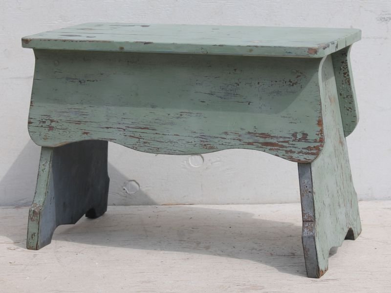 Excellent Antique carved & shaped small bench in very (1 of 3)