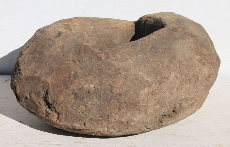 ca very early ca 1600 huge Native American ovoid shaped (1 of 6)