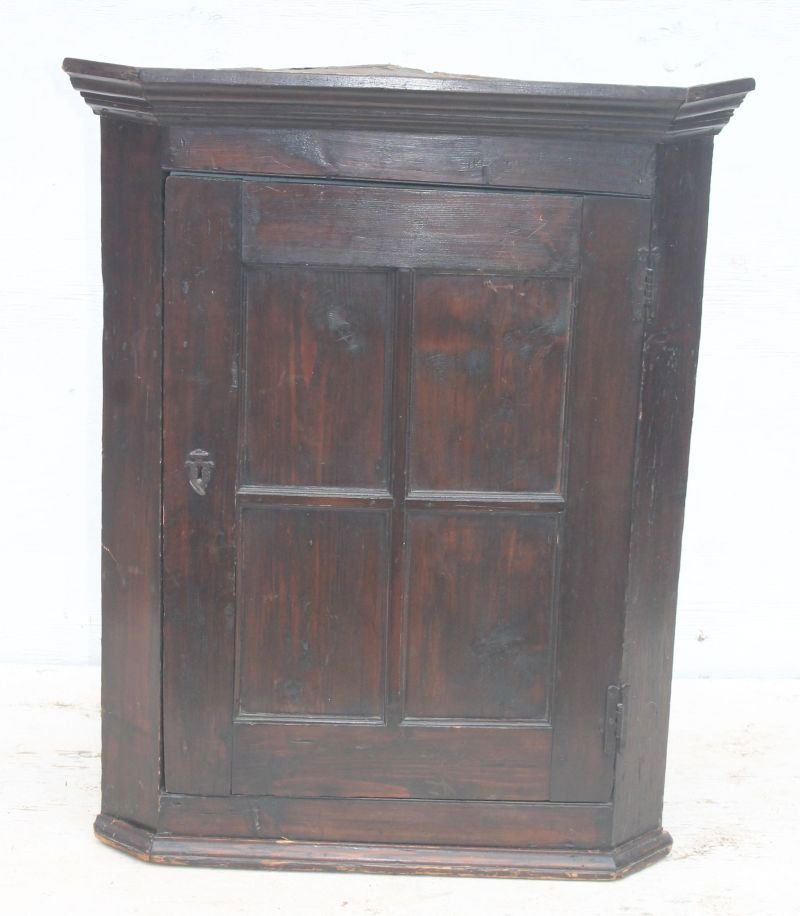 early ca 1720-1740 New England carved pine hanging (1 of 3)