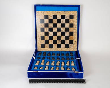 High End Pakistani Onyx Chess Set: High end Pakistani onyx chess set.