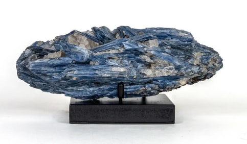 Kyanite and Quartz Formation