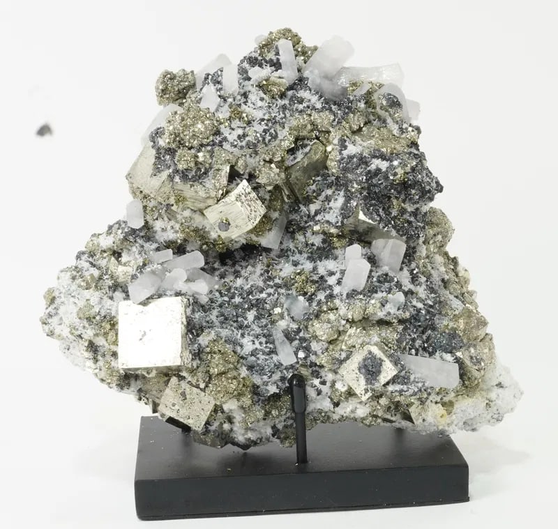 Cubic Pyrite, Sphalerite and Fluorescent Calcite Formation (1 of 4)