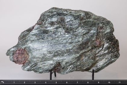 Fuchsite Formation with Interspersed Garnet Crystals