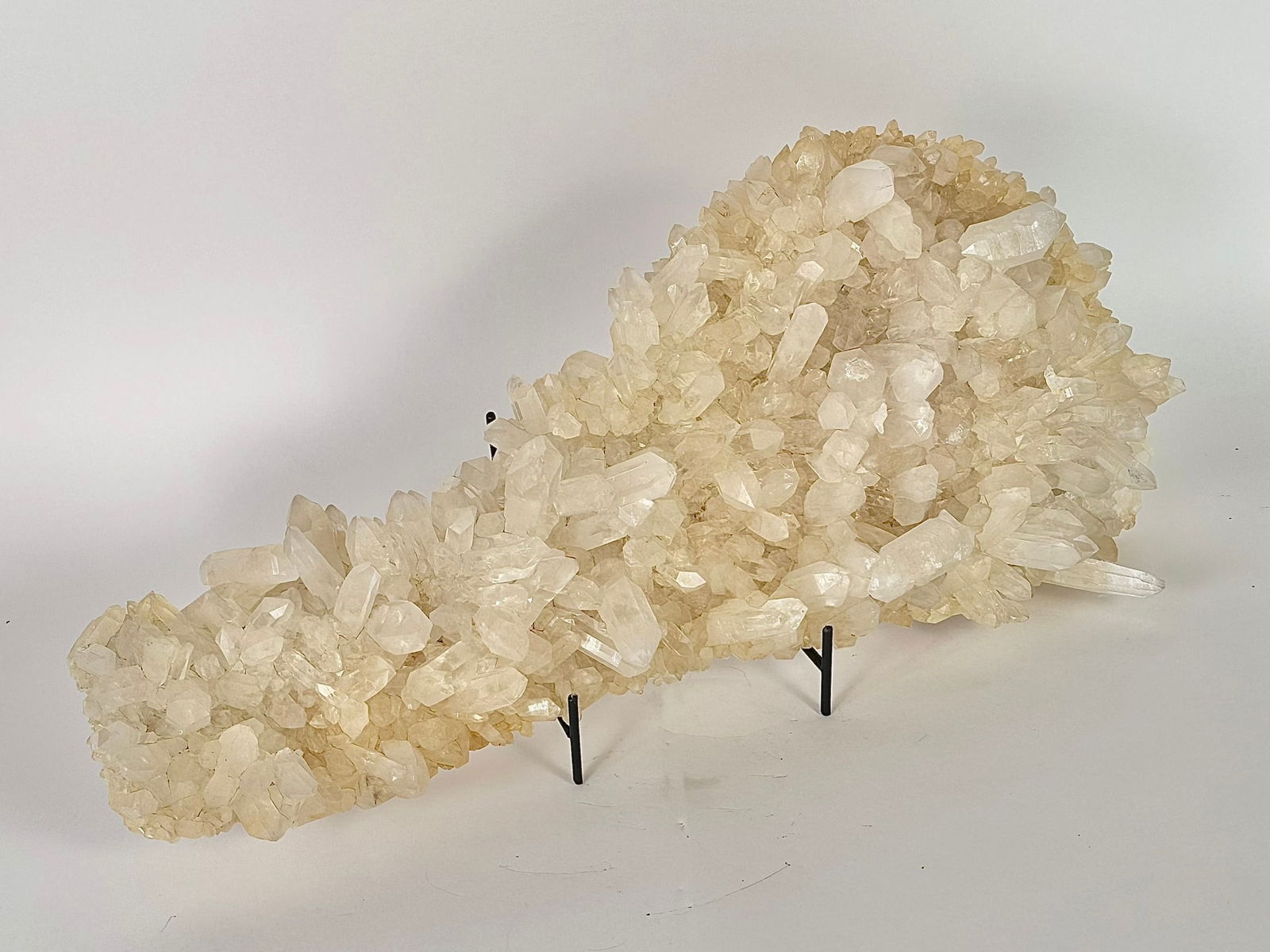 Huge Quartz Cluster Plate - 5