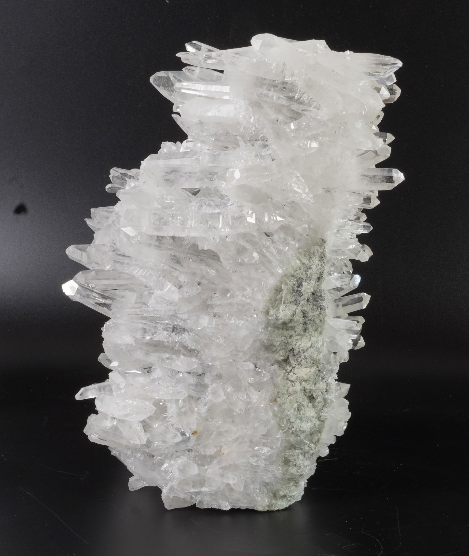 Large Double-Sided Quartz Formation - 4