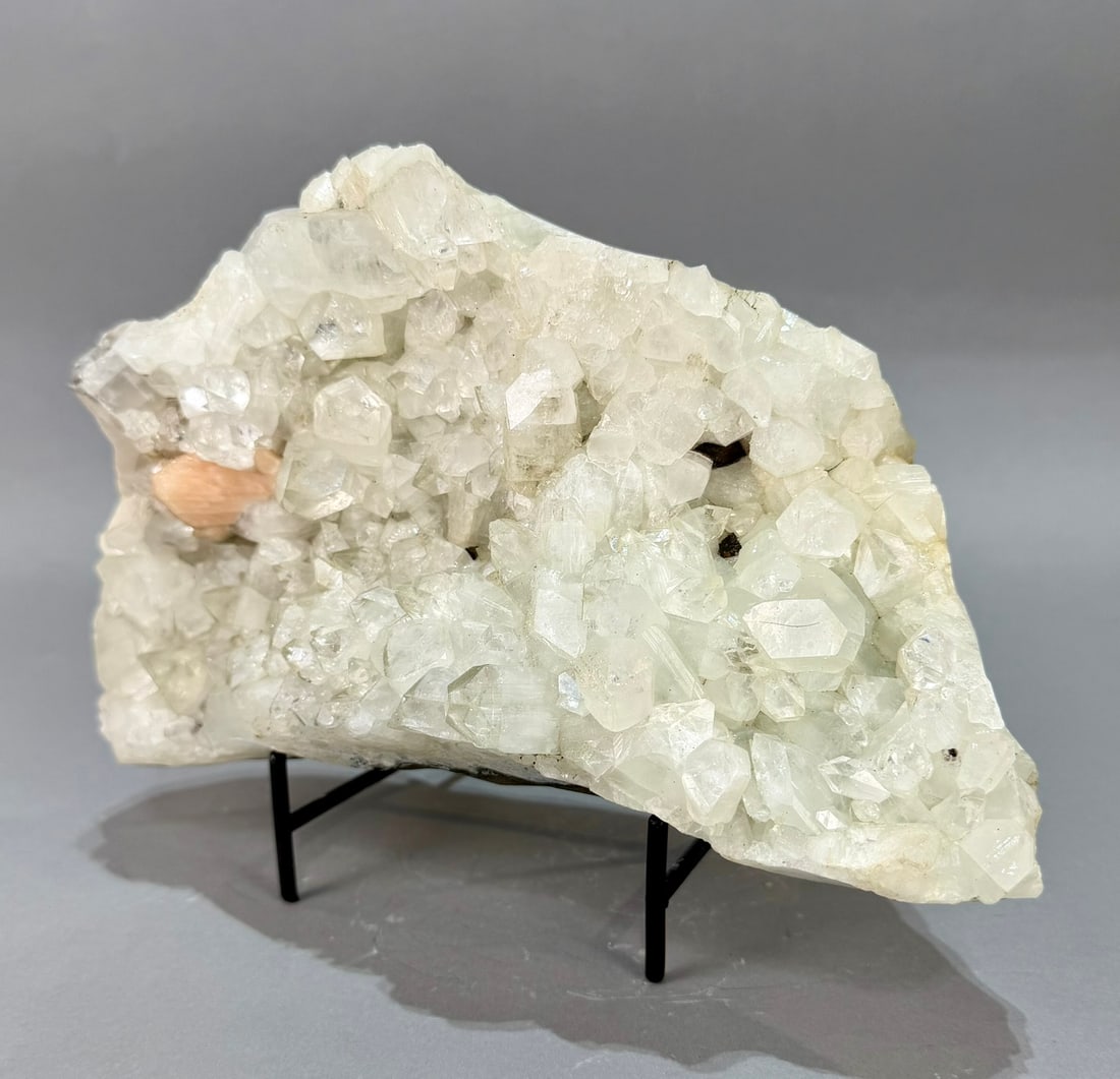 Apophyllite and Stilbite Formation - 3