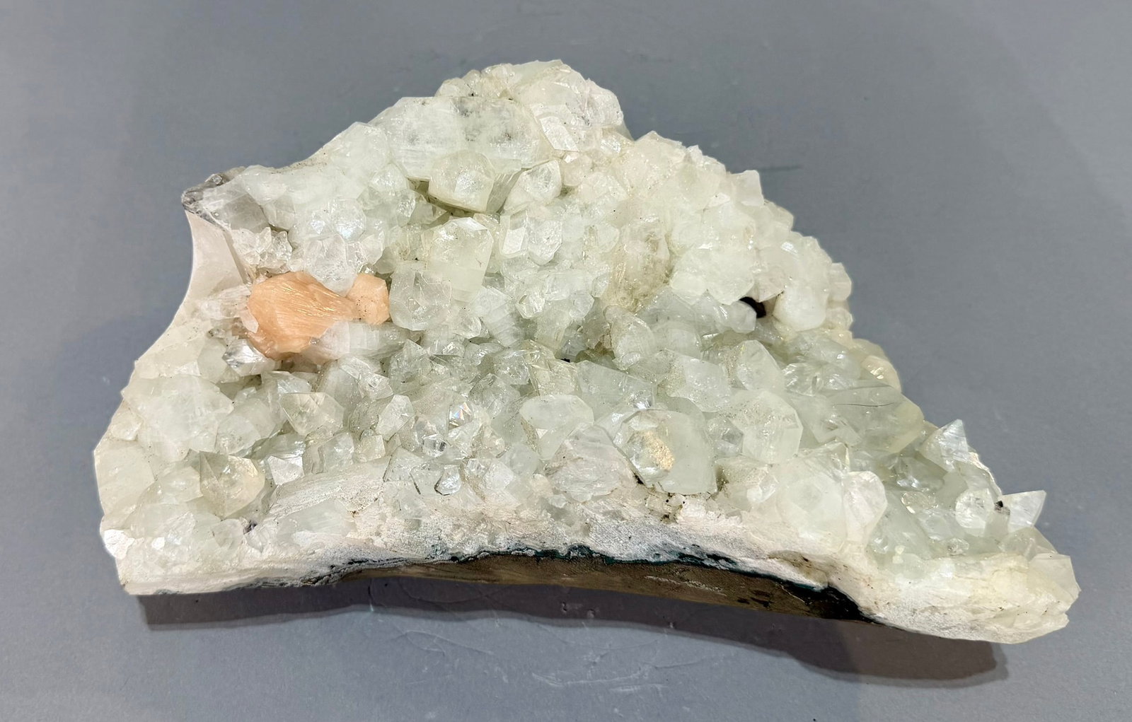 Apophyllite and Stilbite Formation - 4