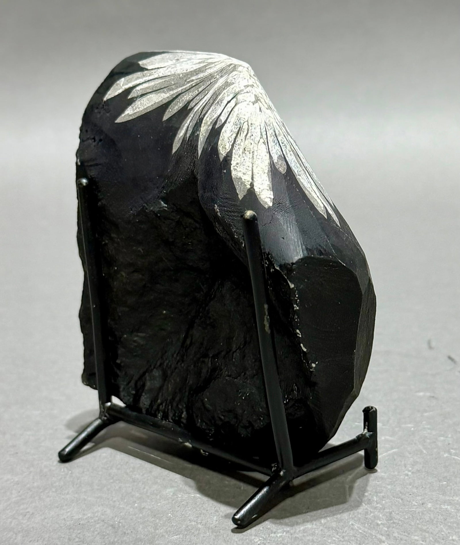 Chrysanthemum Stone - 3