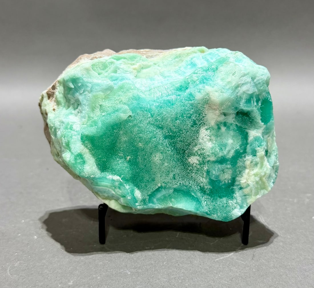 Smithsonite Crystal Cluster: Beautiful smithsonite crystal cluster from Pakistan. 4.5" x 5.5" x 2.5". 3 pounds.