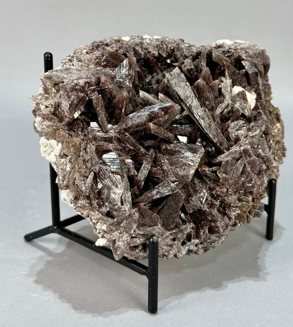 Rare Axinite Formation - 2