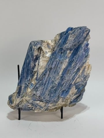 Kyanite and Quartz Formation: Kyanite and quartz formation from Brazil. 7” x 6" x 3". 5 lbs, 5 oz.