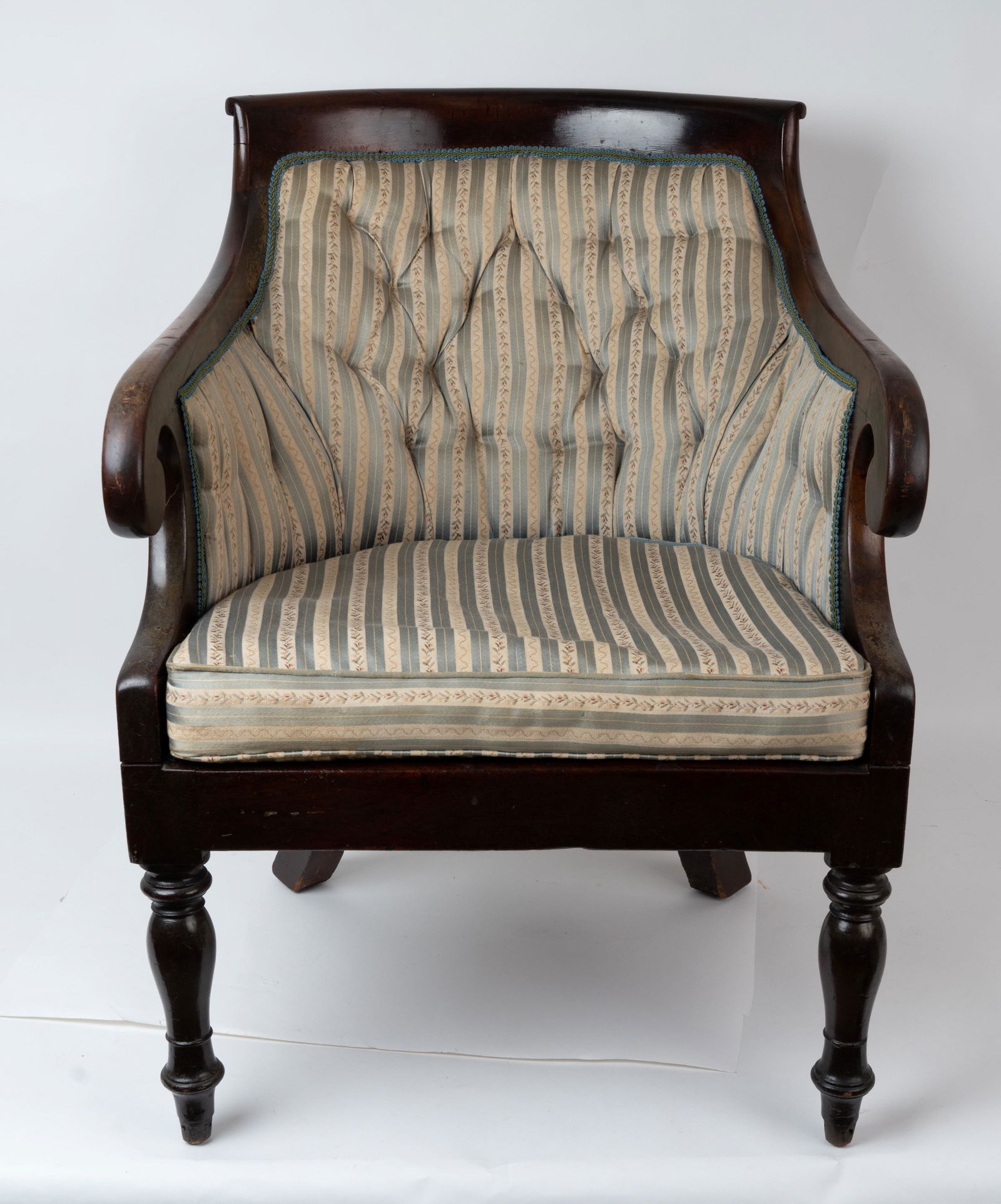 Antique American Classical Mahogany Rolled Arm Tub Chair. (1 of 7)