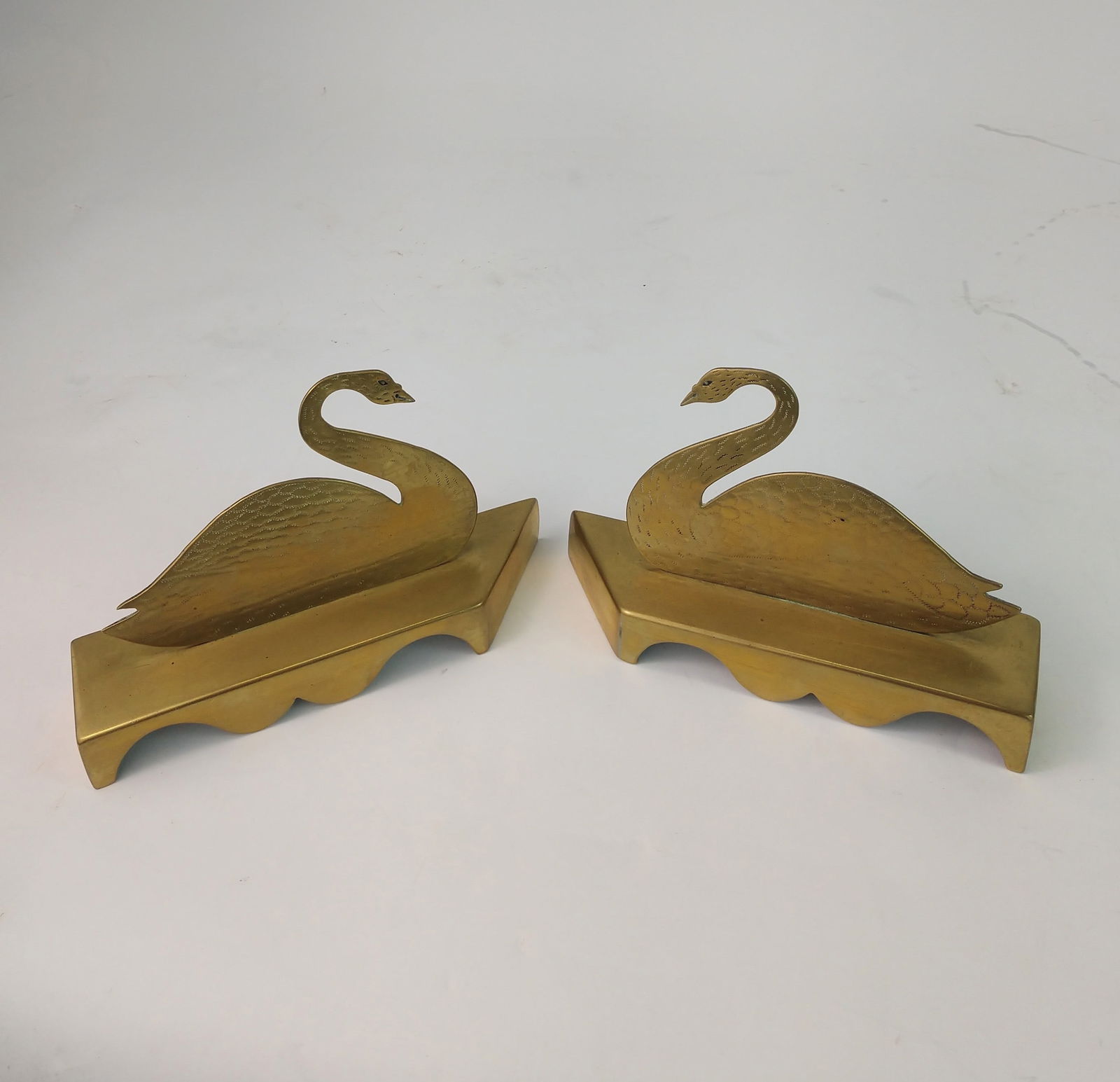 Early 19th-C Fireplace Mantel Chimney Swan Ornaments. (1 of 6)