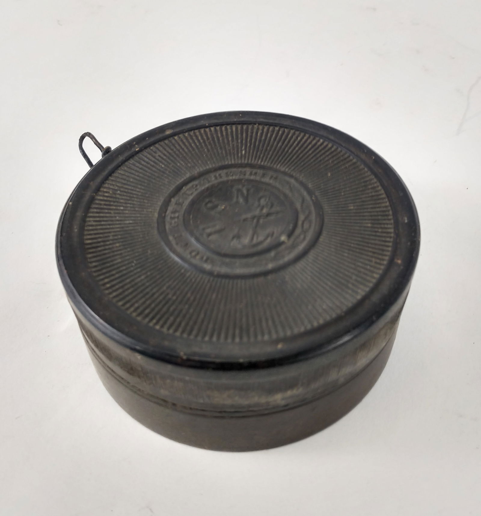 Civil War USN Sailors Shaving Soap Box with Mirror. (1 of 8)