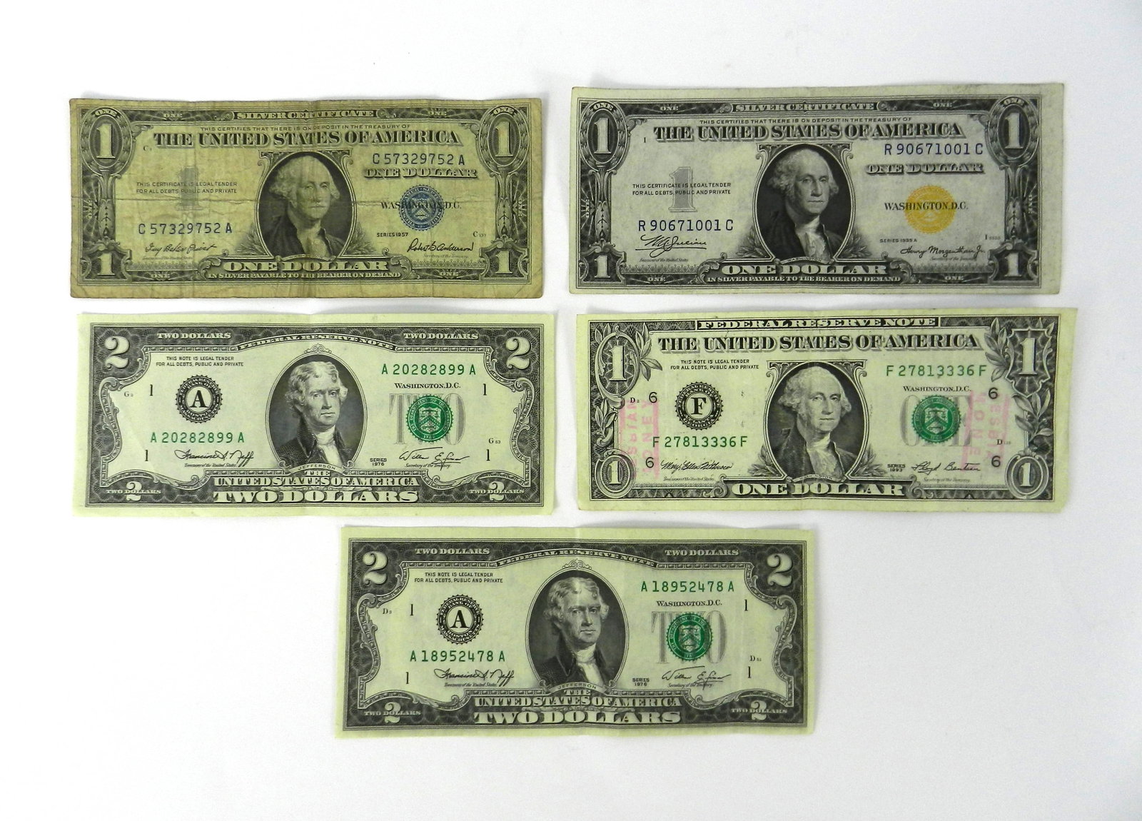 5PC  American Currency 1935A Yellow Seal Dollar (1 of 2)