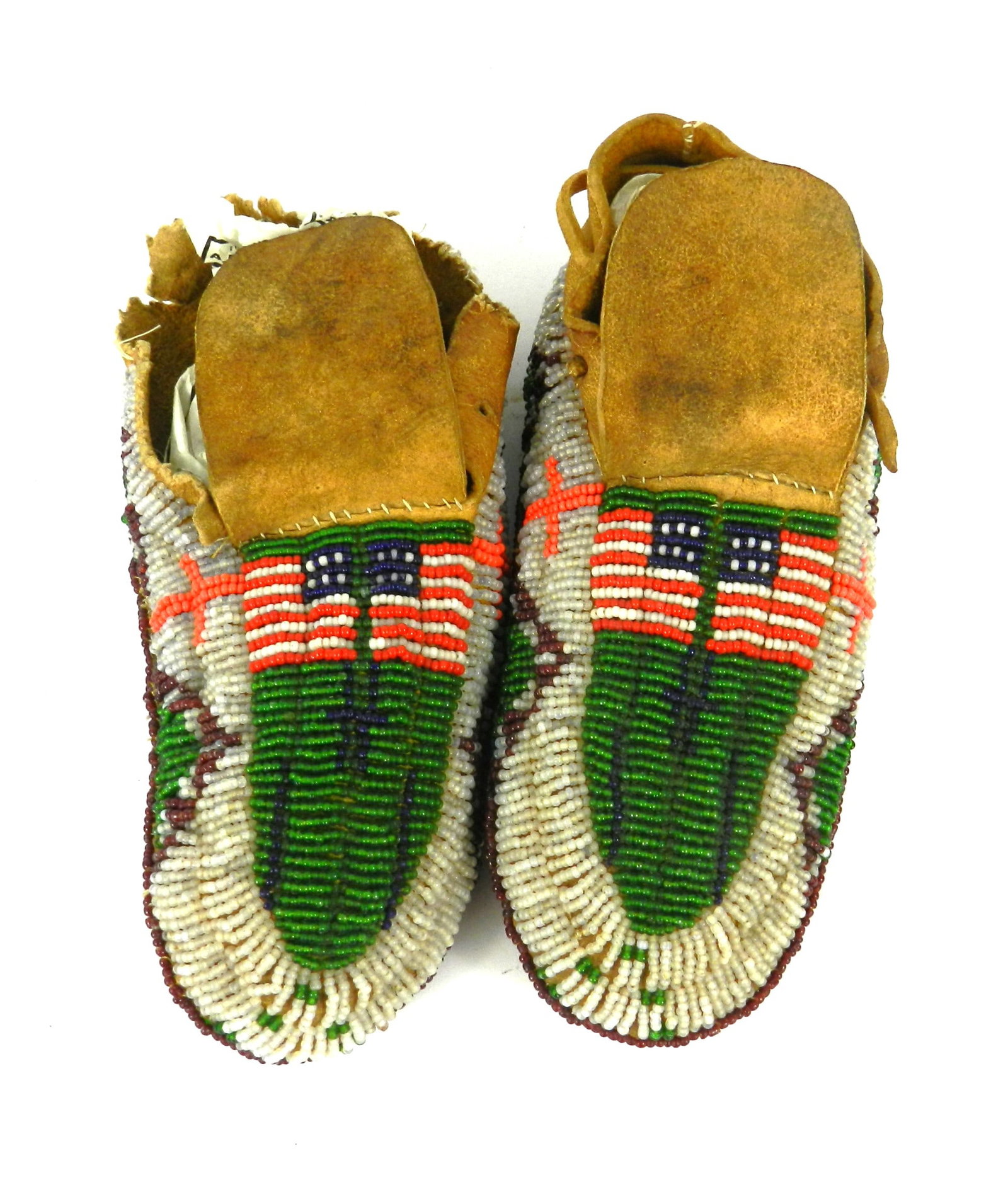 C1900 PR American Plains Indian Trade Moccasins (1 of 5)