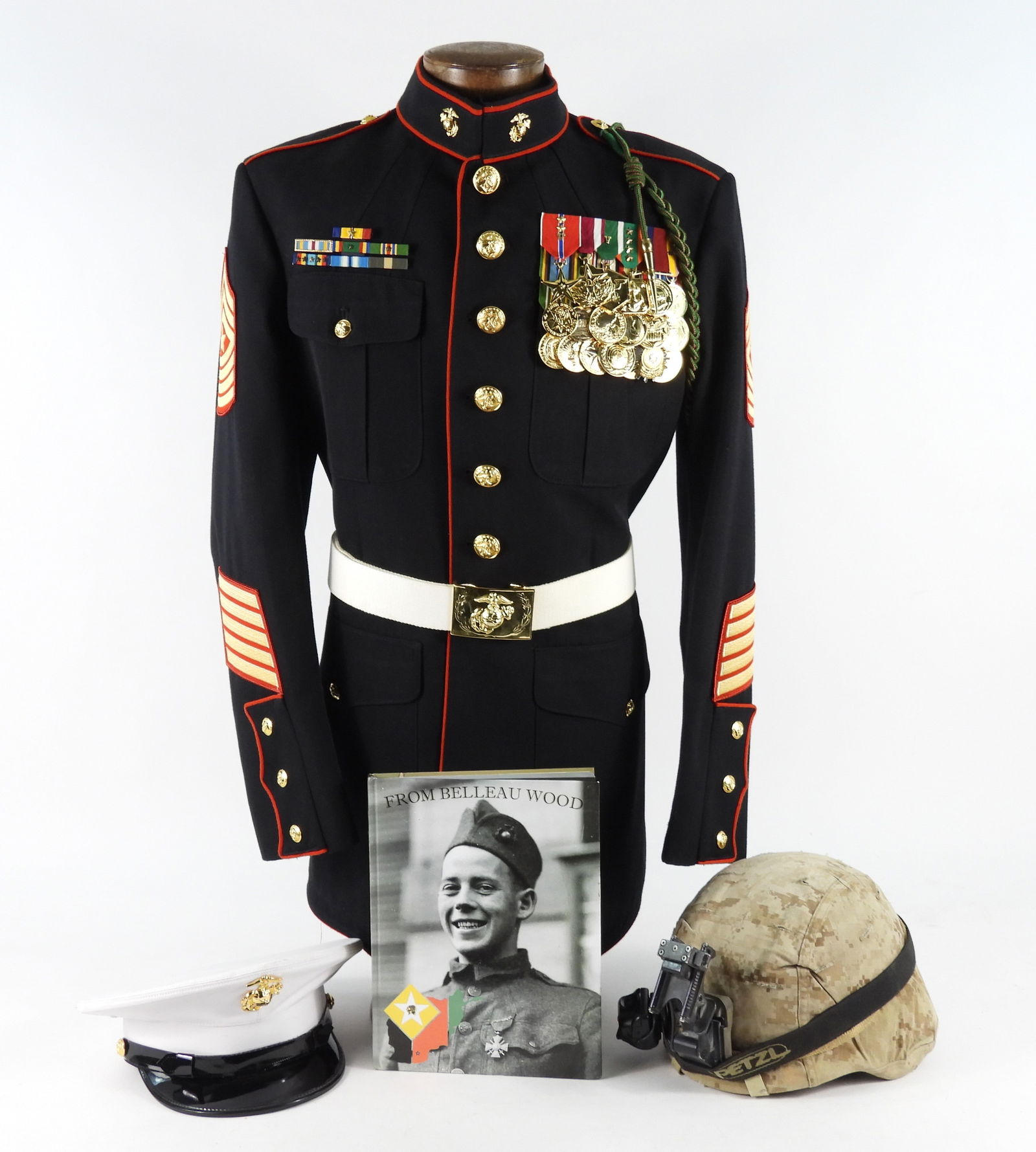 USMC Gear of Sgt. Maj. William Frye 6th Marines (1 of 14)