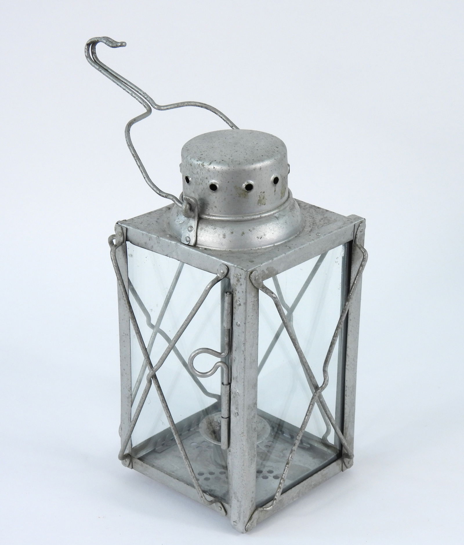 WWII German Luftwaffe Field Lantern (1 of 9)