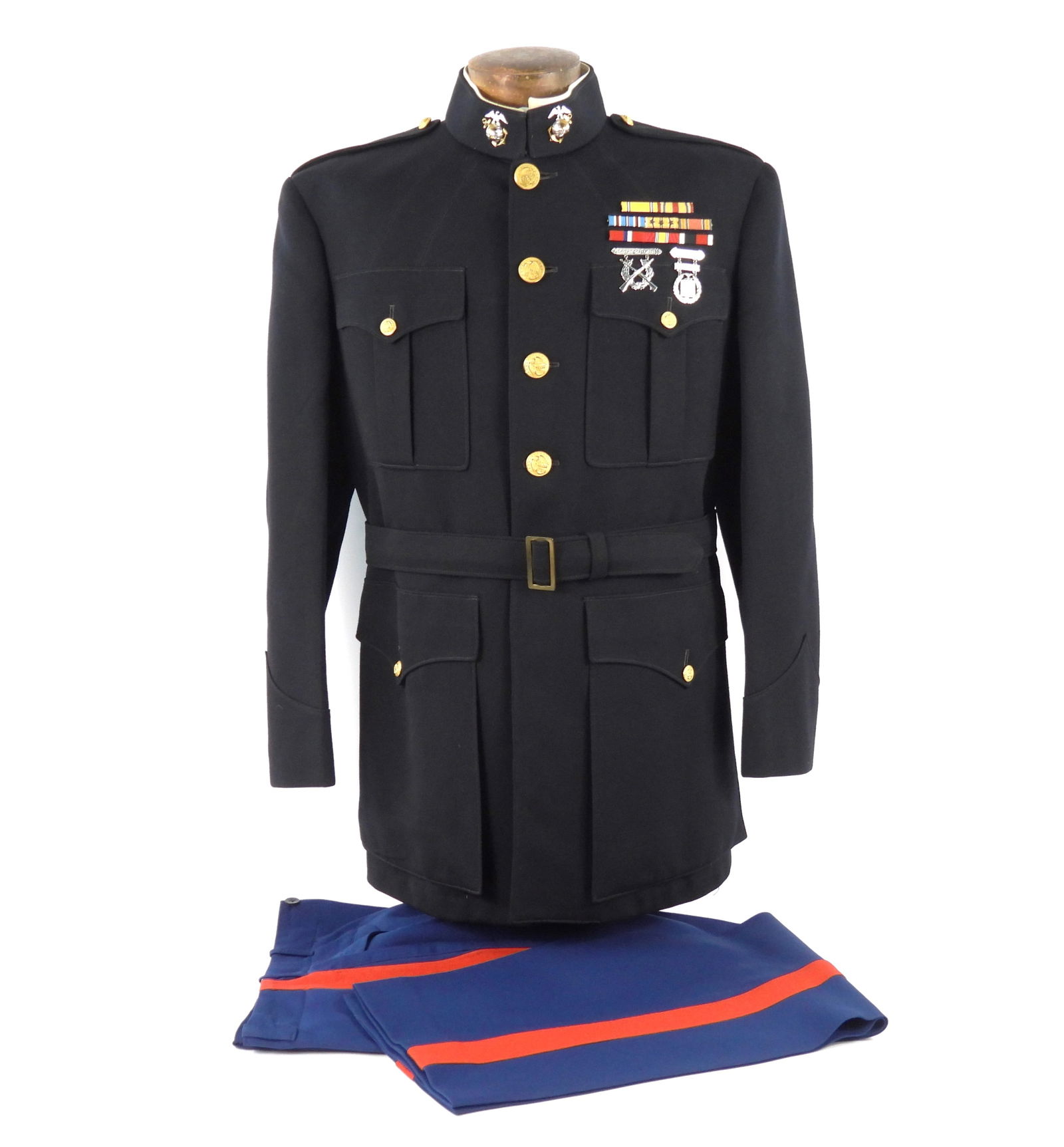 WWII USMC Dress Uniform of Col. C.B. Nerren (1 of 14)