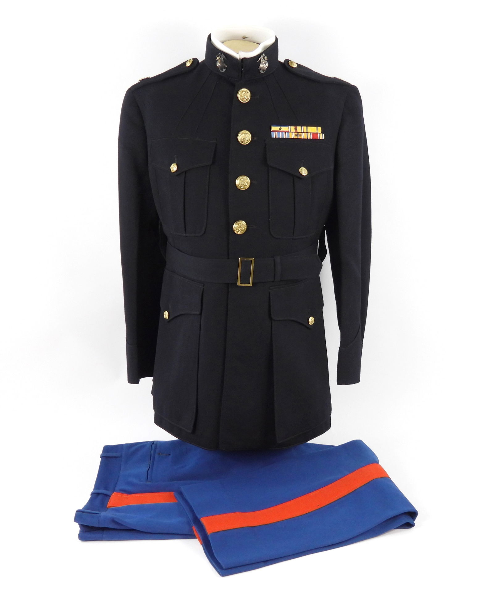 WWII USMC Dress Uniform of LTC. William L. Clauset (1 of 12)