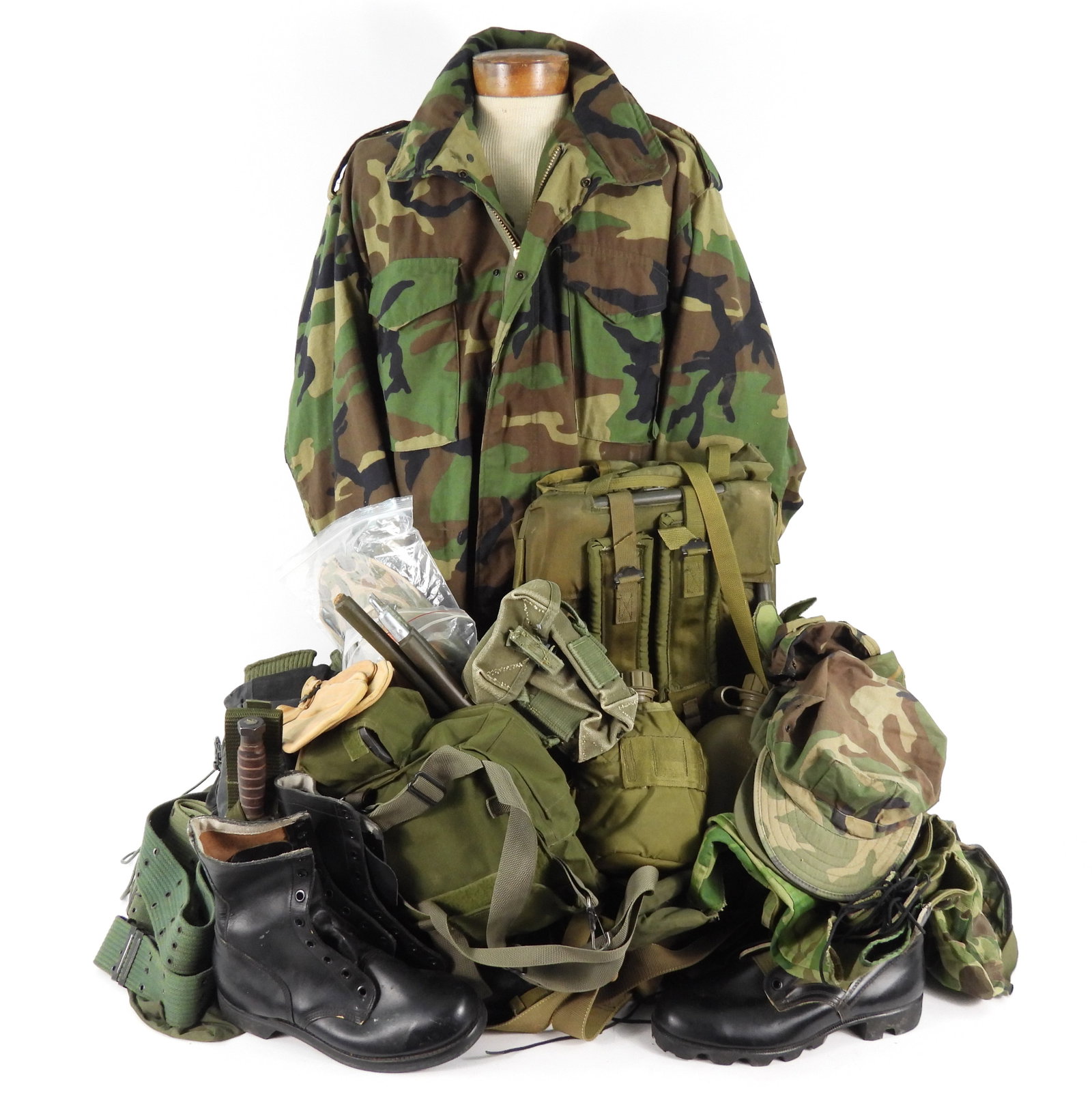 Large Group of Military Gear (1 of 13)