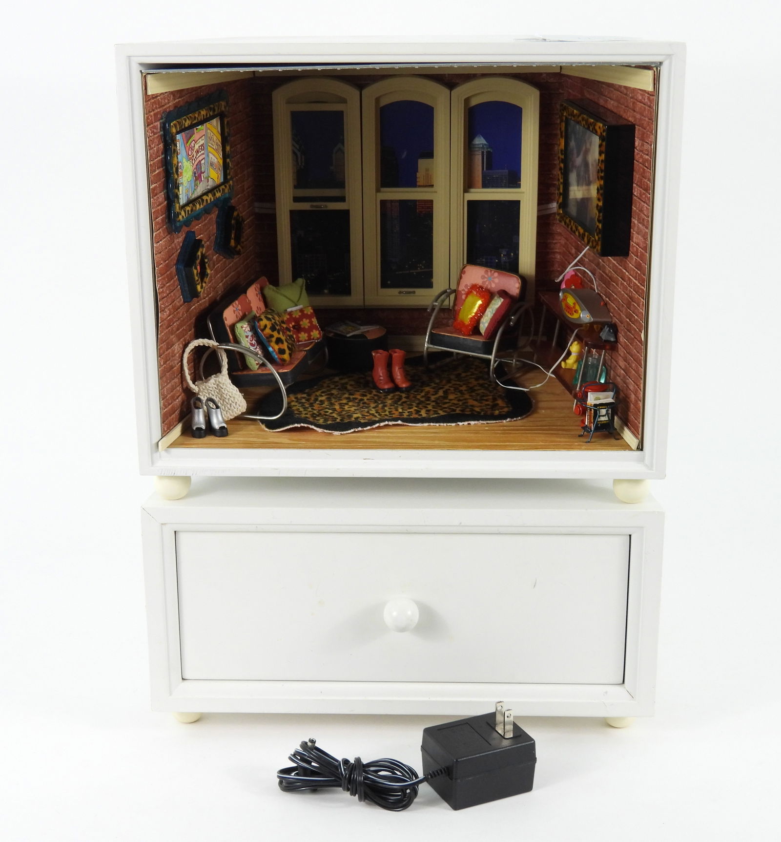 American Girl Minis Illuma NYC Skyline Apartment (1 of 5)