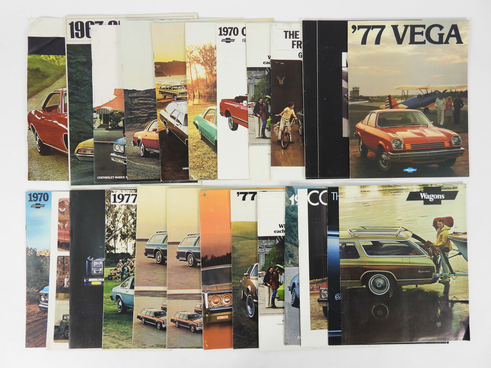 27PC Chevrolet Car and Truck Brochures (1 of 7)