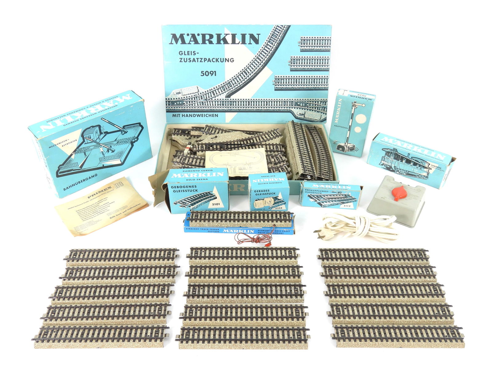36PC Marklin HO Scale Train Tracks & Accessories (1 of 10)