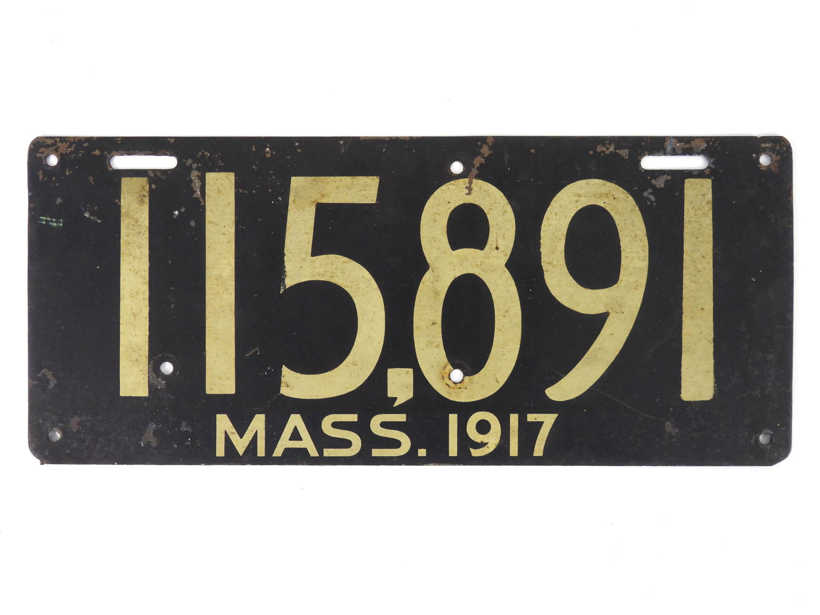 1917 Massachusetts License Plate (1 of 4)