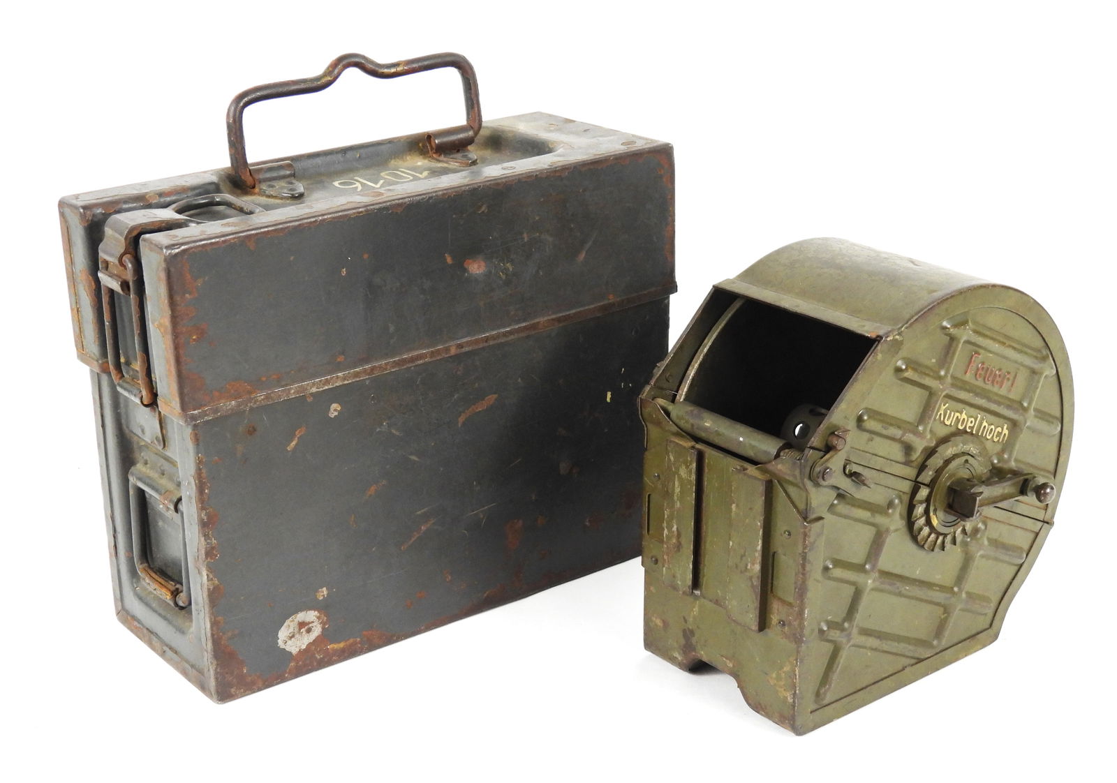 WWI German 08/15 Drum Magazine and Ammo Can: A green-painted WWI 08/15 drum magazine with a makers mark on each side, marked on one side "Feuer!" in red paint, and "Kurbelhoch" above the feed crank; and a green-painted ammunition can with "1016"