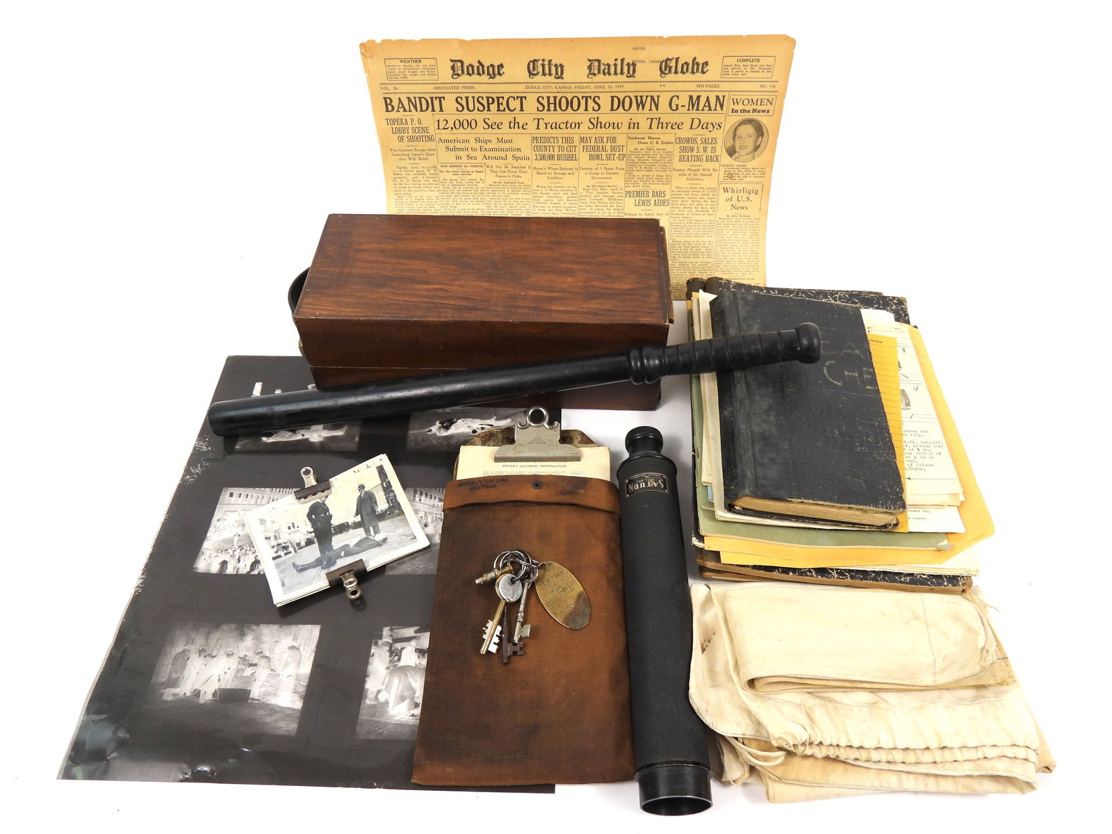 1930s-40s FBI Police Grouping Of Items (1 of 14)