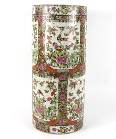 Chinese Porcelain Famille Rose Umbrella Stand