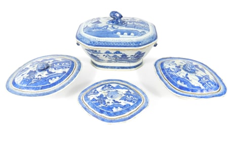 4PC Chinese Porcelain Tureens